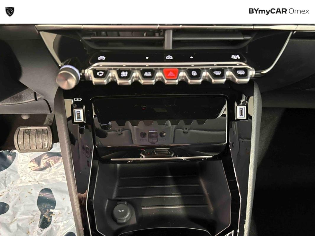 Peugeot 208 - Photo 27