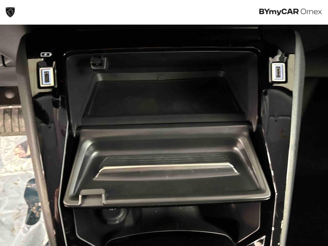 Peugeot 208 - Photo 28