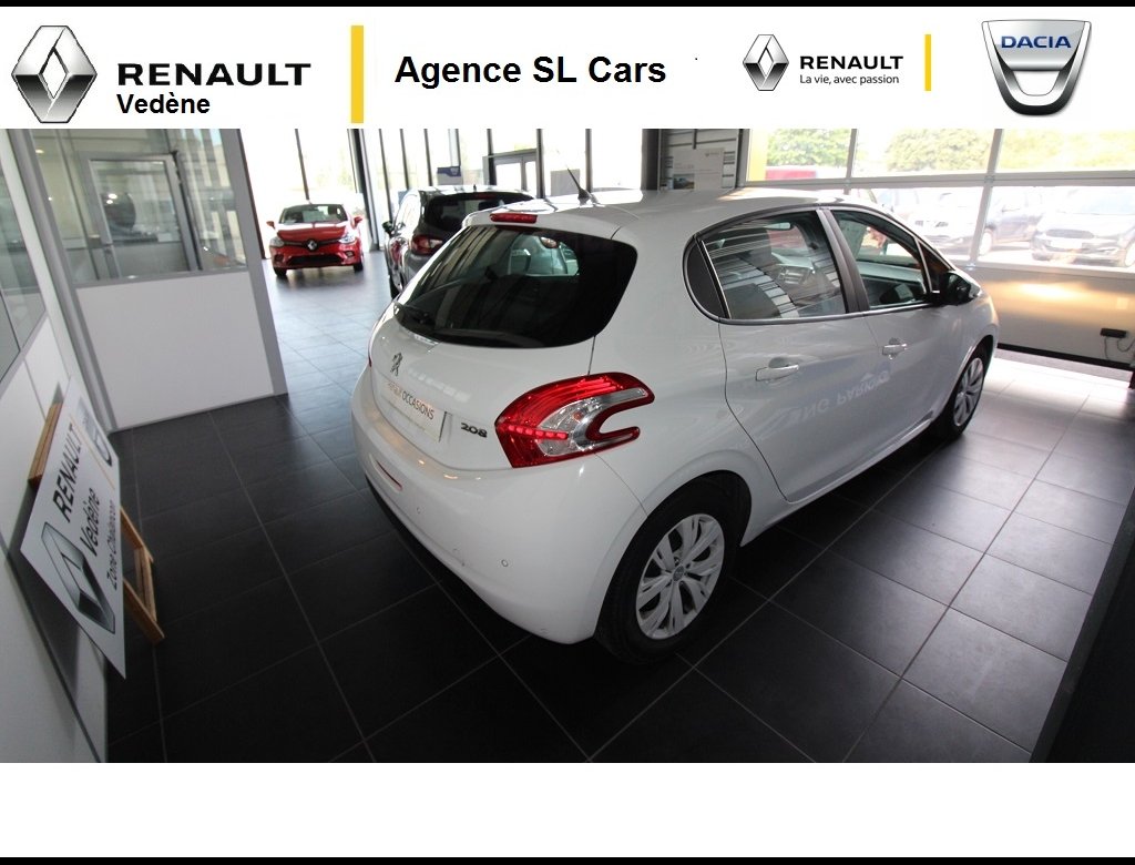 Peugeot 208 - Photo 7