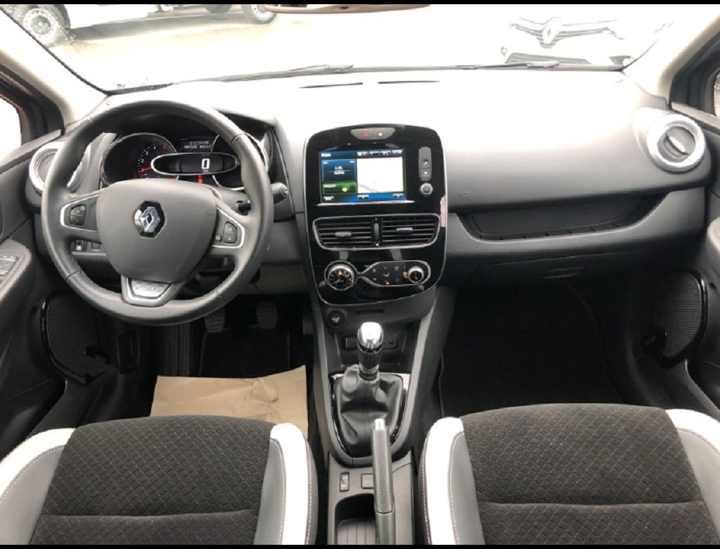 Renault Clio - Photo 5