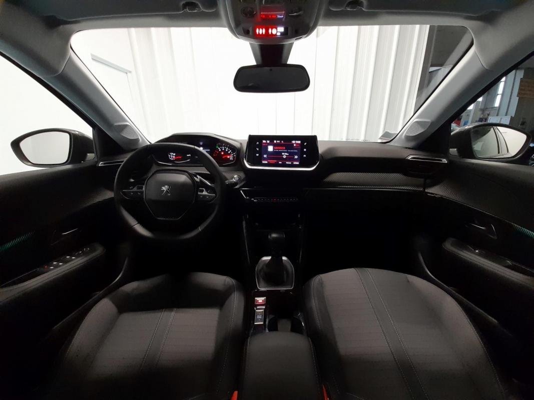 Peugeot 208 - Photo 12