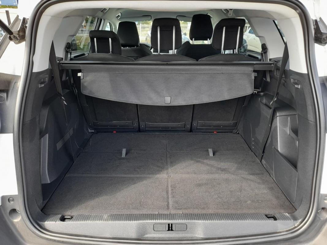 Peugeot 5008 - Photo 9
