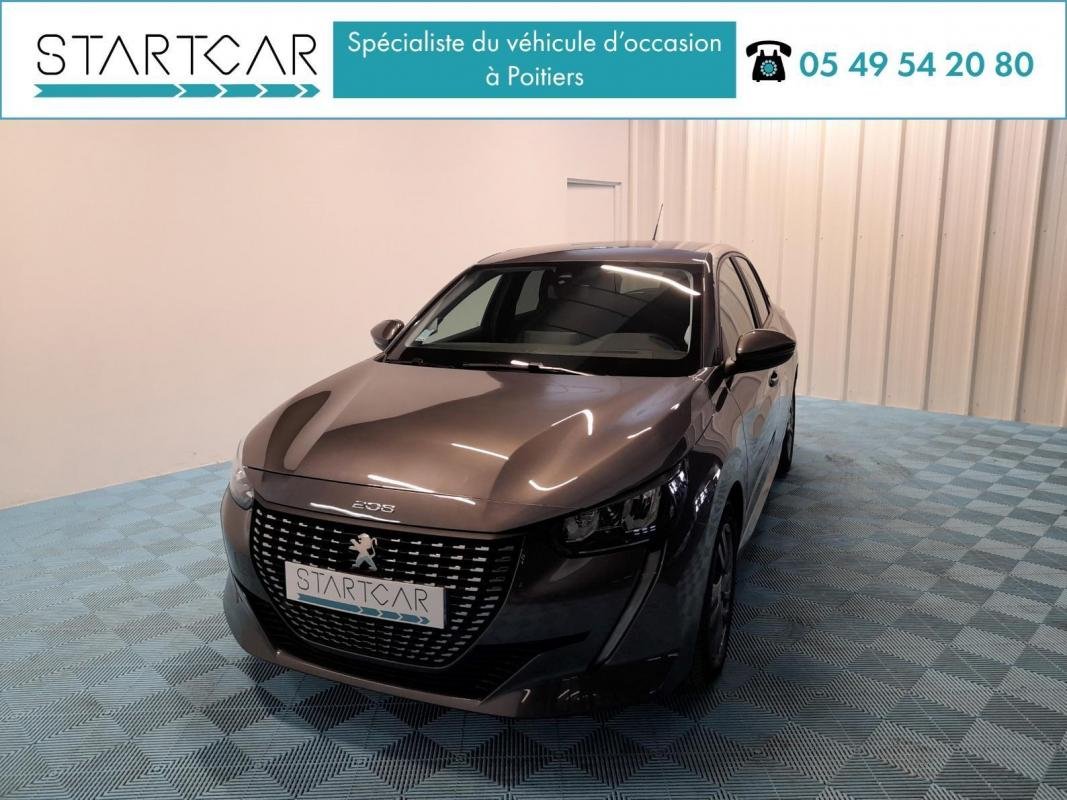 Peugeot 208 - Photo 1