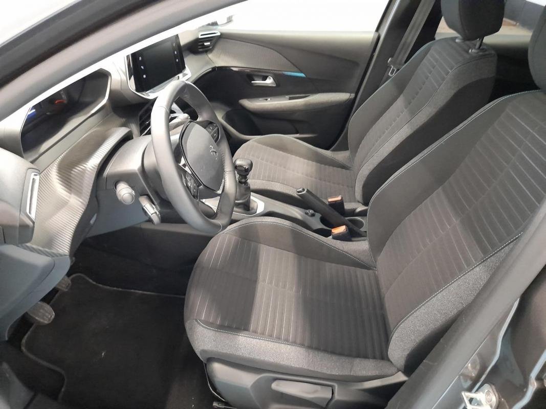 Peugeot 208 - Photo 11