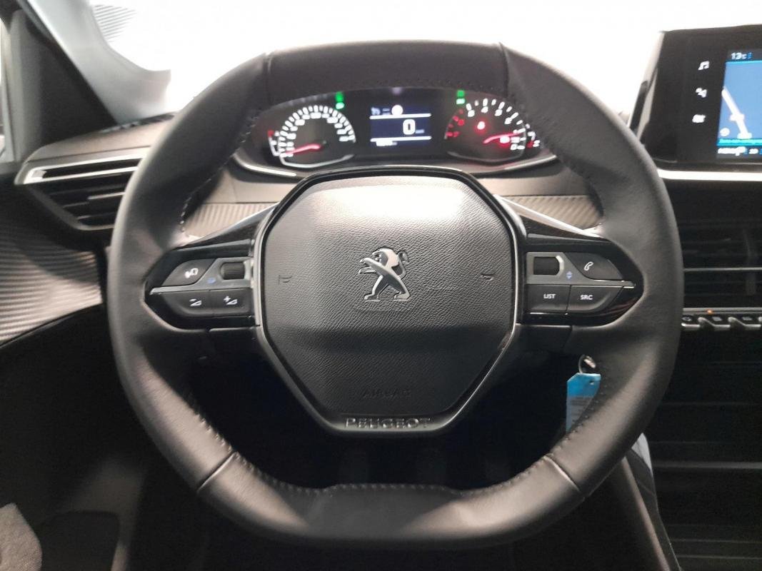 Peugeot 208 - Photo 13