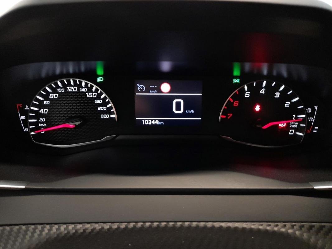 Peugeot 208 - Photo 14