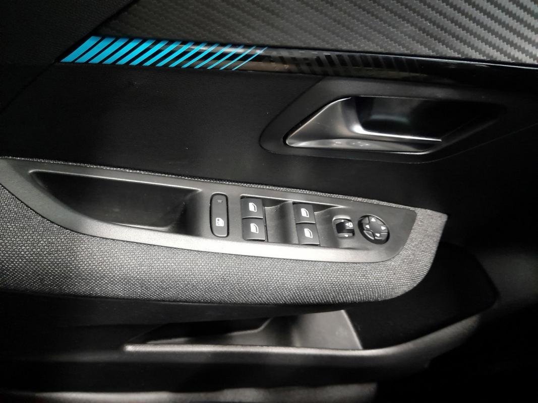 Peugeot 208 - Photo 16