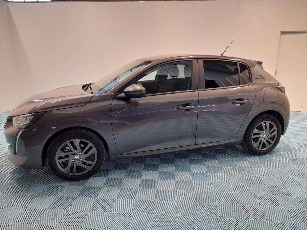 Peugeot 208 - Photo 2