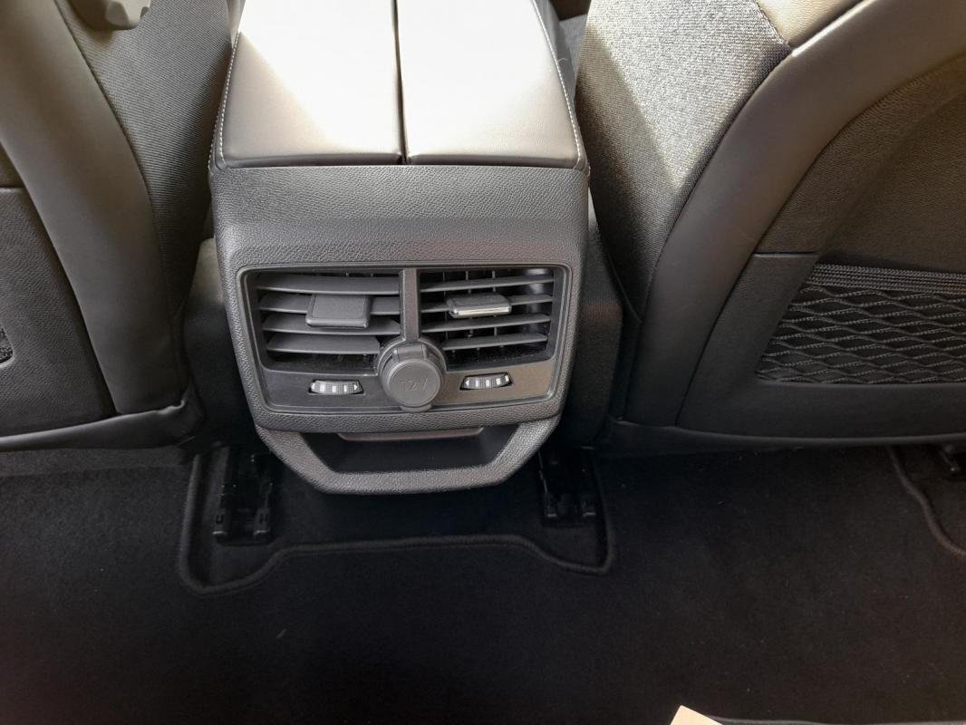 Peugeot 3008 - Photo 25