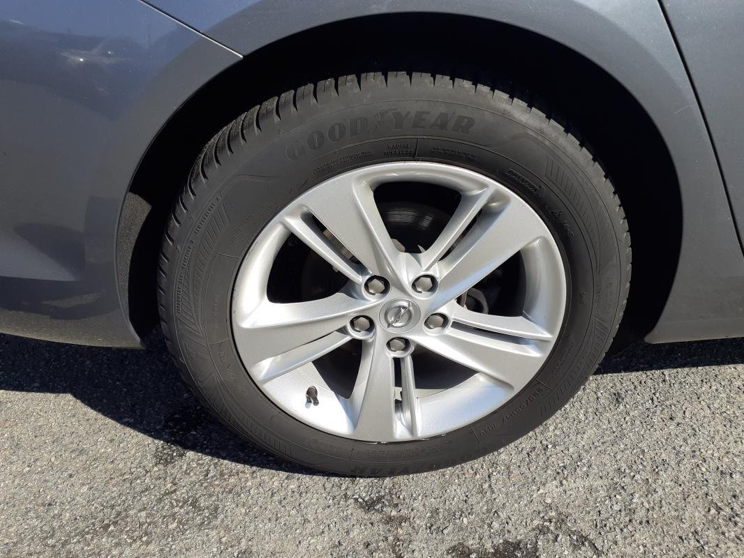 Opel Insignia - Photo 23