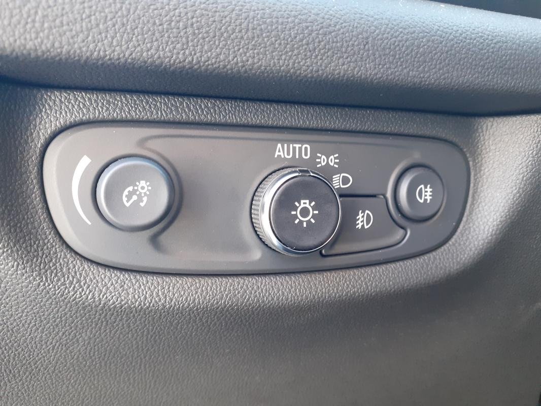 Opel Insignia - Photo 34
