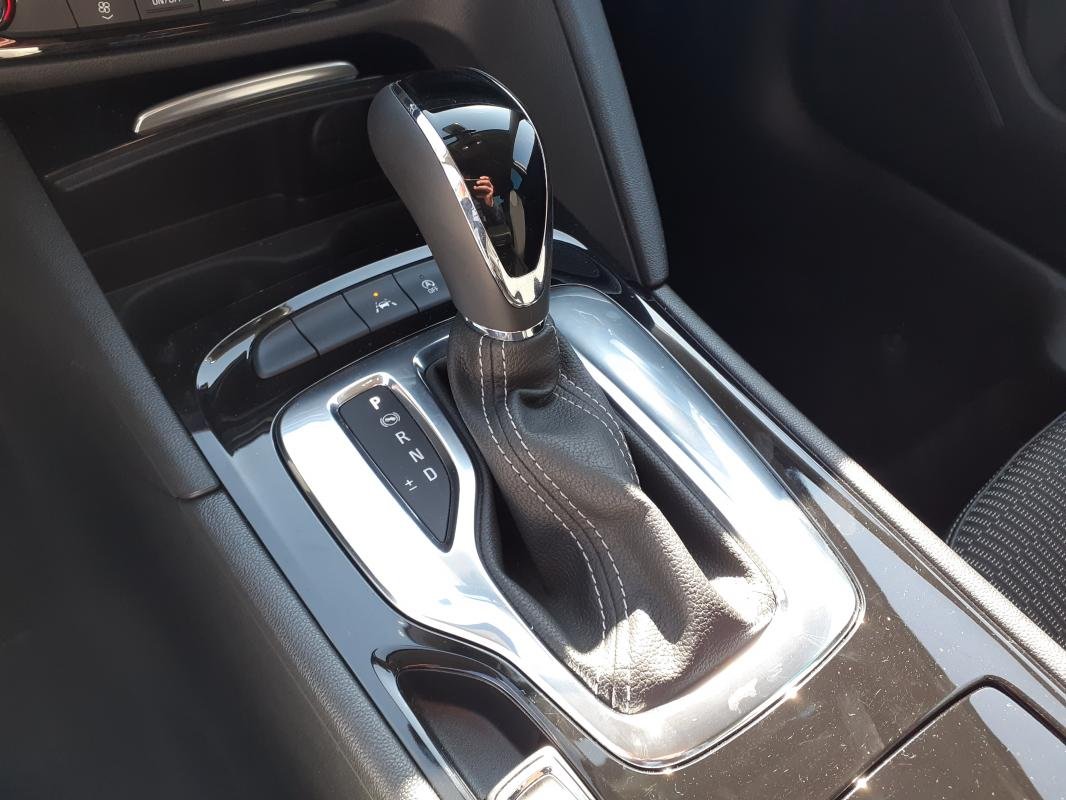 Opel Insignia - Photo 10