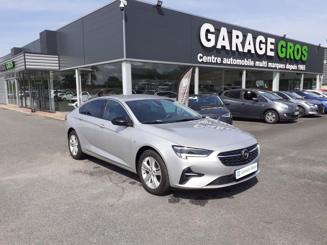 Opel Insignia - Photo 1