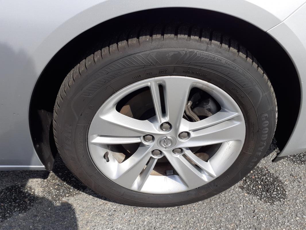 Opel Insignia - Photo 19