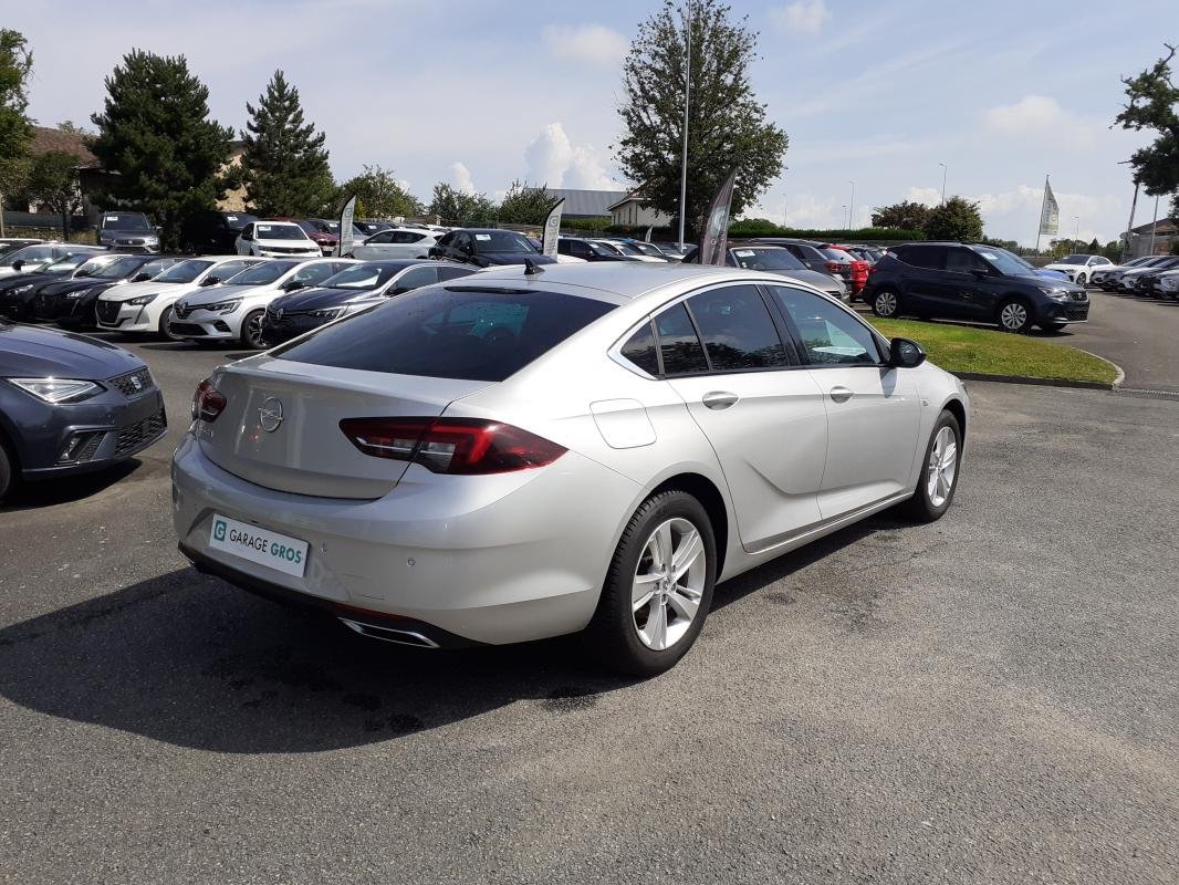 Opel Insignia - Photo 2