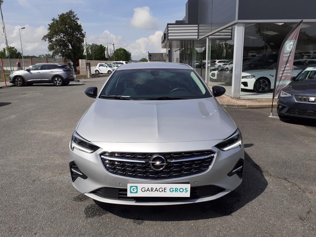 Opel Insignia - Photo 21