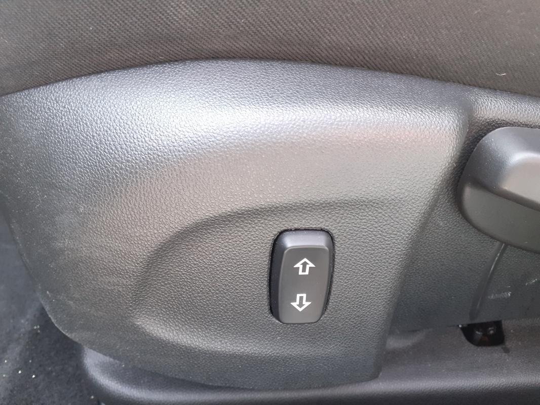 Opel Insignia - Photo 33