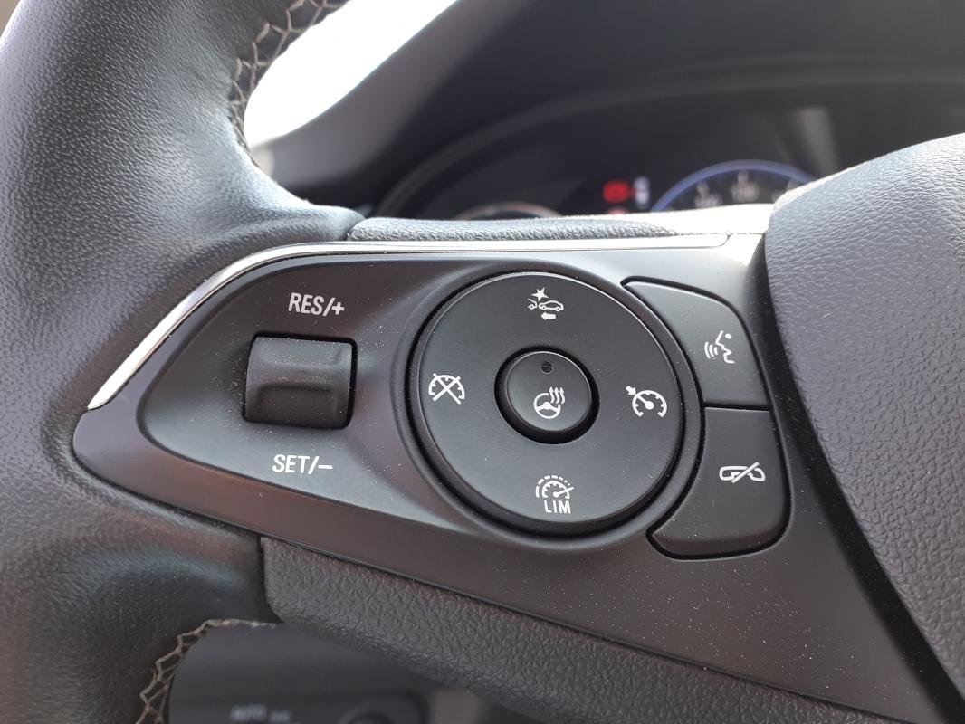 Opel Insignia - Photo 6