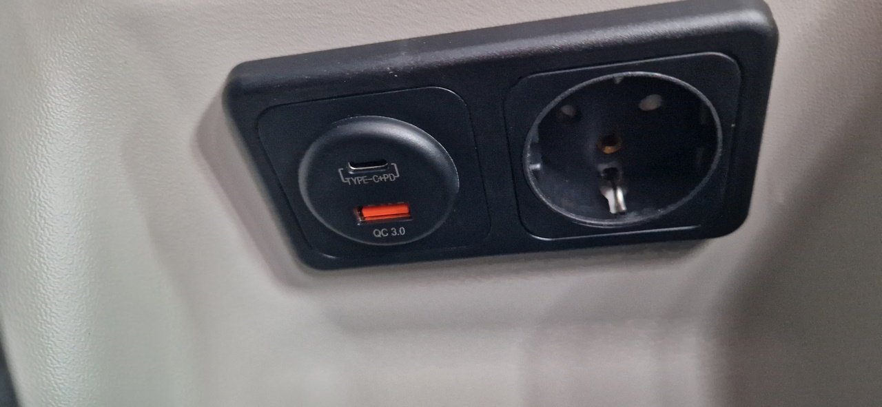 Ford Transit - Photo 19