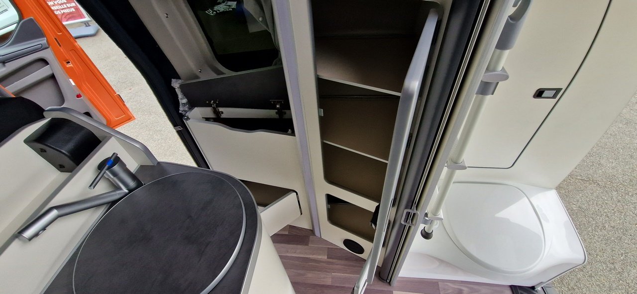 Ford Transit - Photo 30