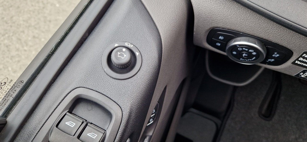 Ford Transit - Photo 8