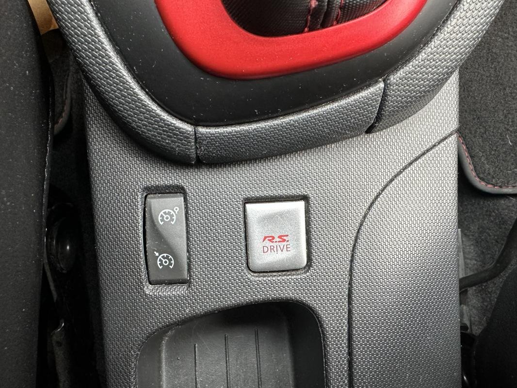 Renault Clio - Photo 26