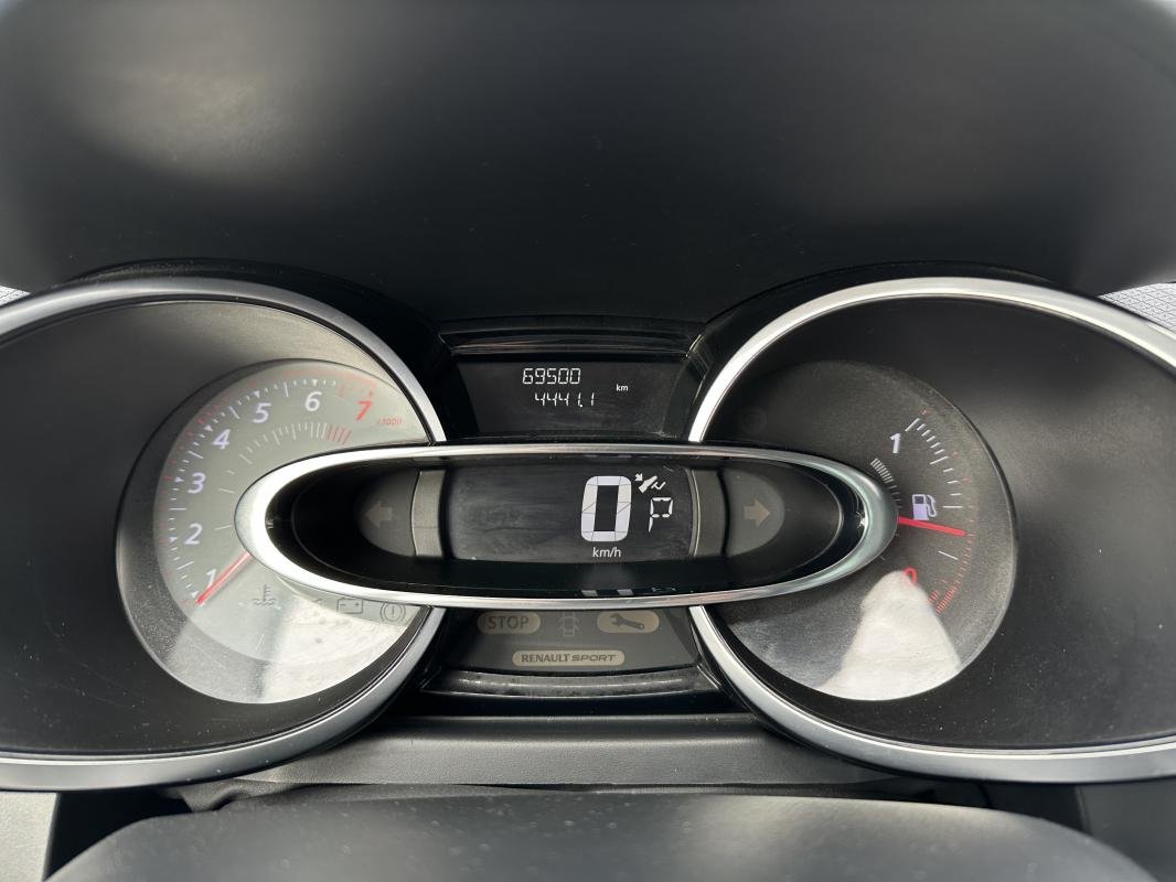 Renault Clio - Photo 28