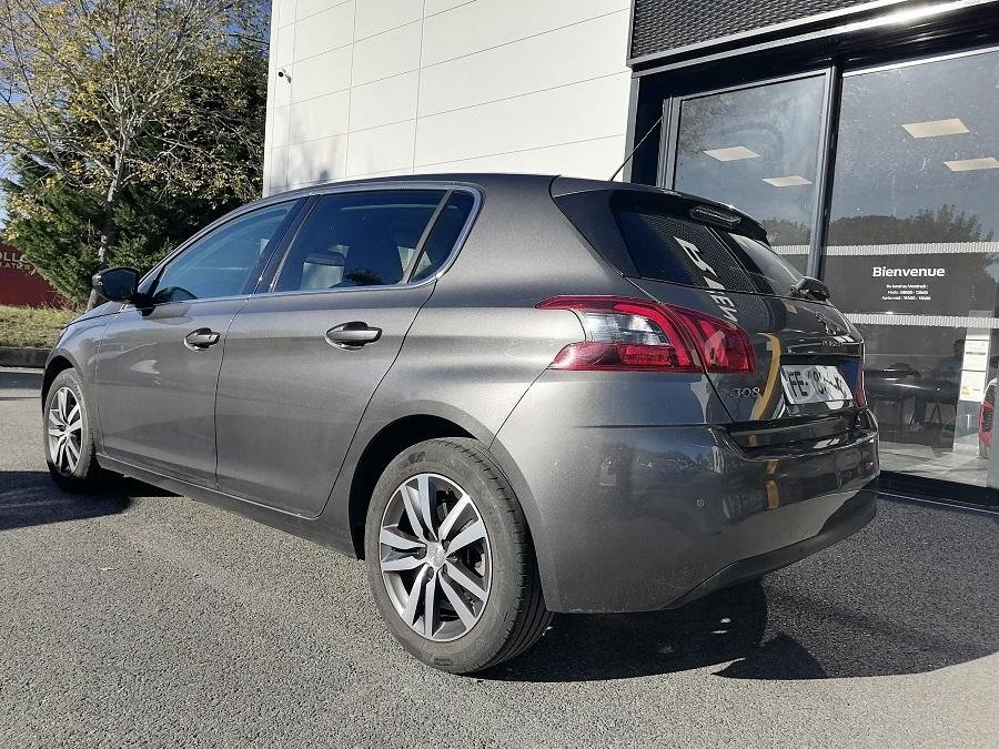 Peugeot 308 - Photo 2