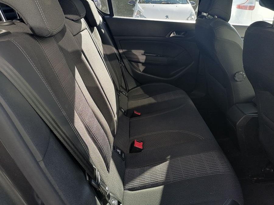 Peugeot 308 - Photo 6