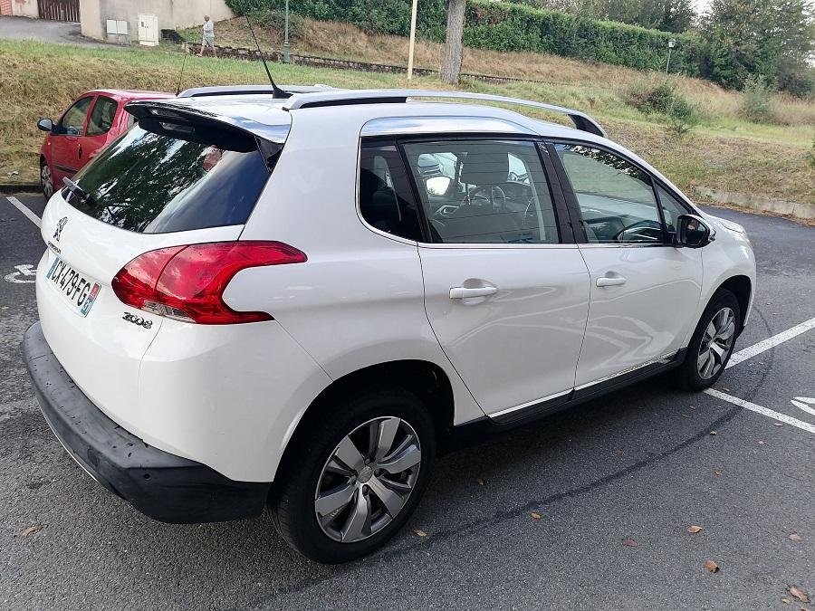 Peugeot 2008 - Photo 3