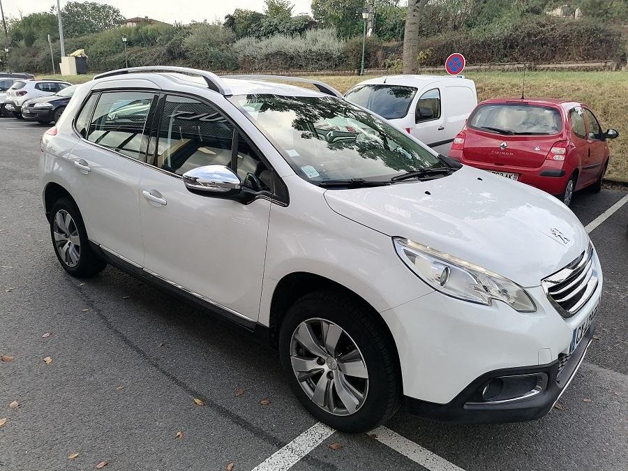Peugeot 2008 - Photo 4