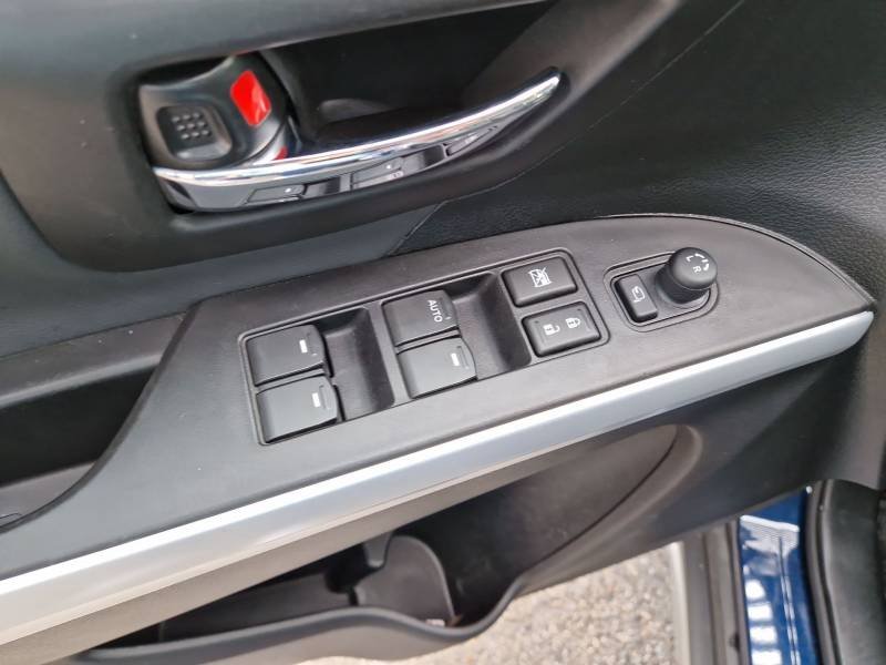 Suzuki SX4 - Photo 11