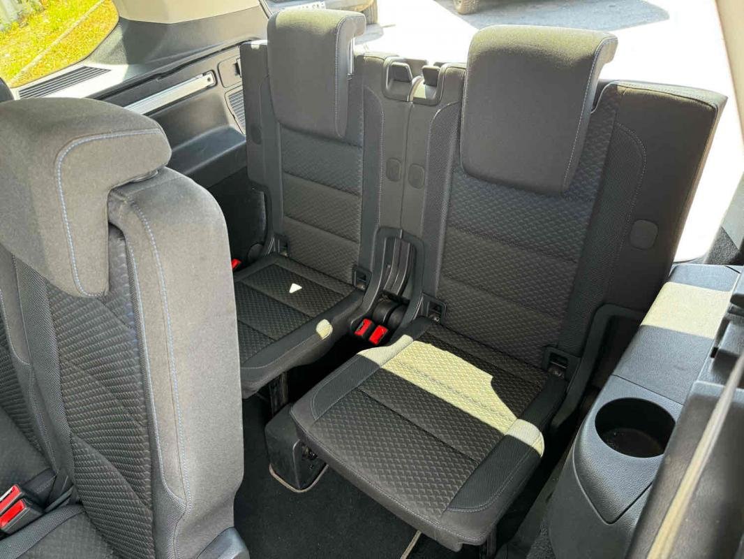 Volkswagen Touran - Photo 13