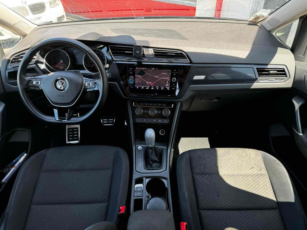 Volkswagen Touran - Photo 15