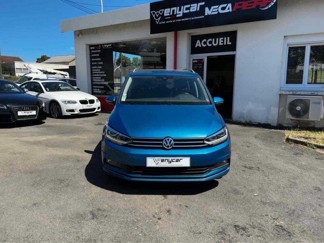 Volkswagen Touran - Photo 2