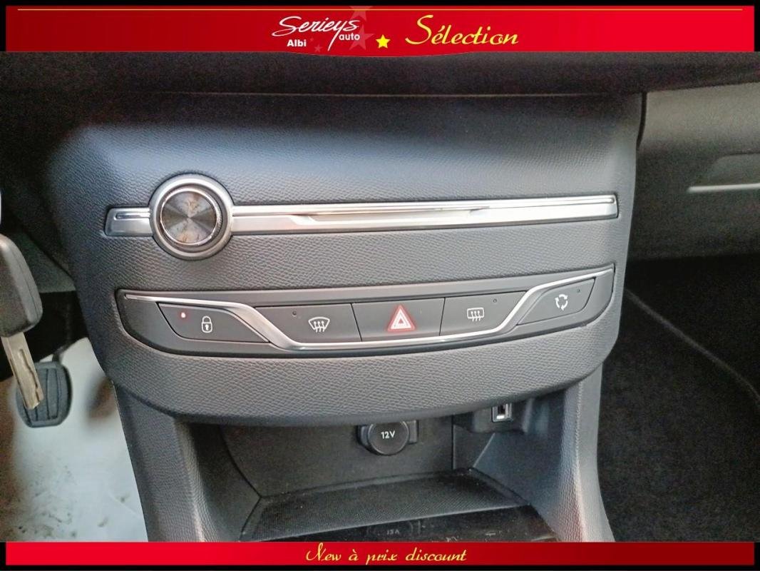 Peugeot 308 - Photo 26