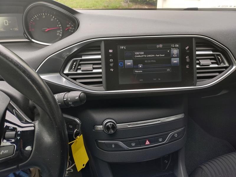 Peugeot 308 SW - Photo 8