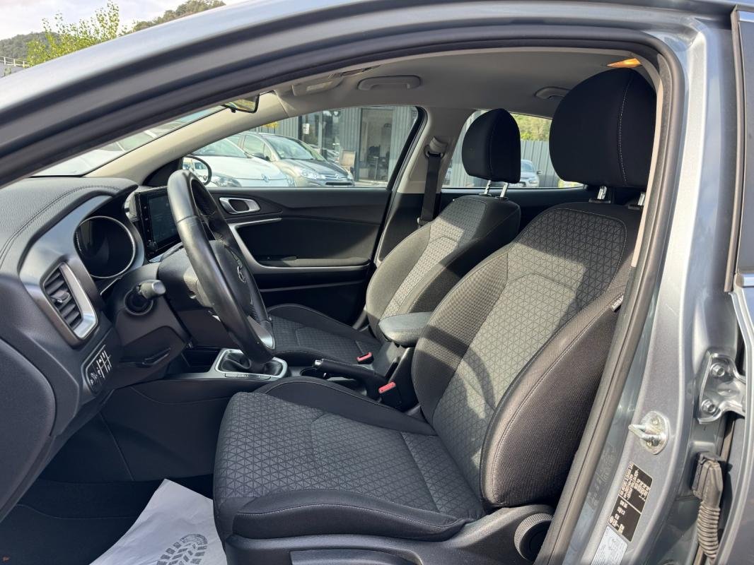 Kia Xceed - Photo 3