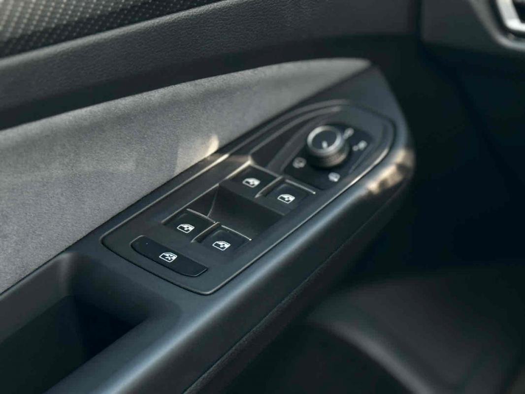 Volkswagen Golf - Photo 16