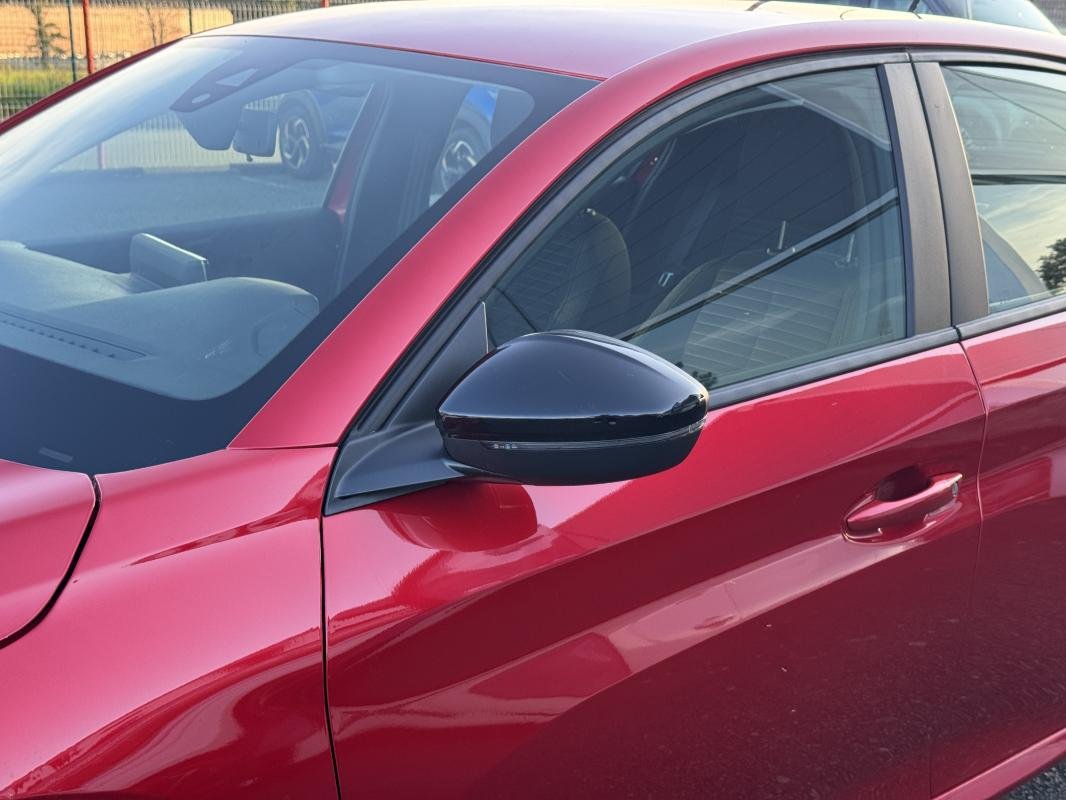 Peugeot 208 - Photo 26