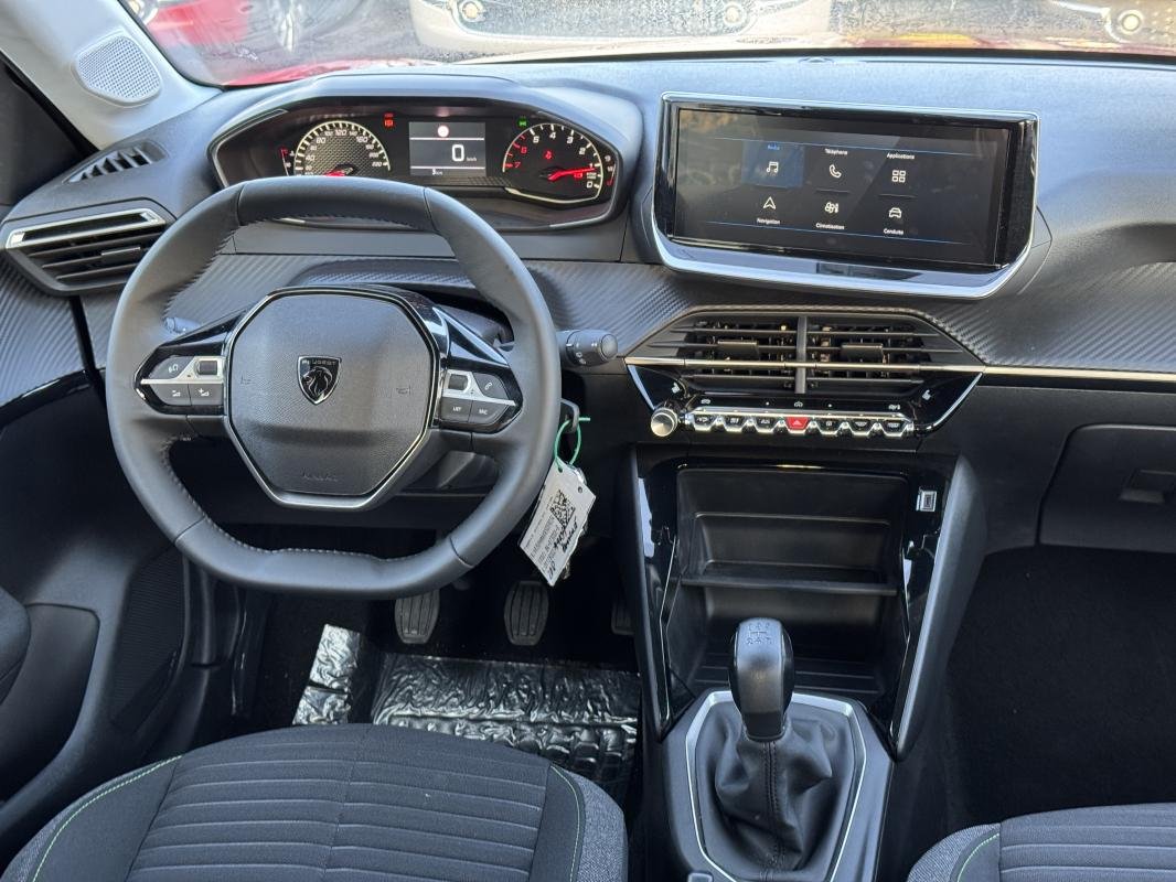Peugeot 208 - Photo 6