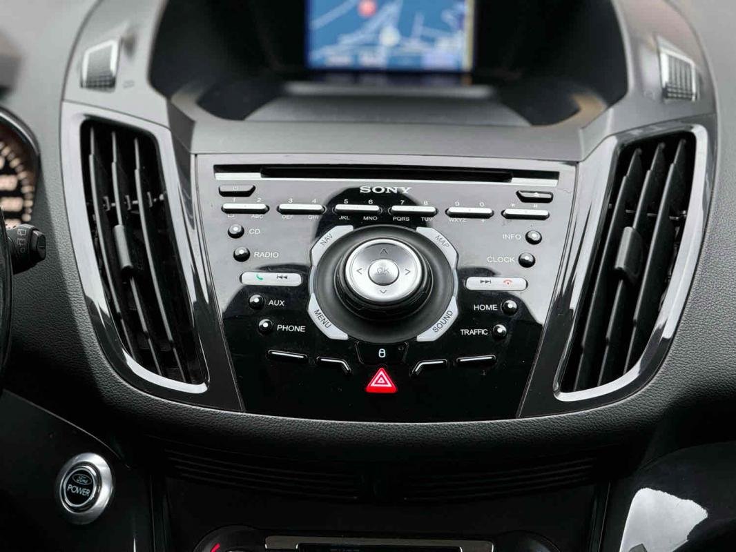 Ford Kuga - Photo 13