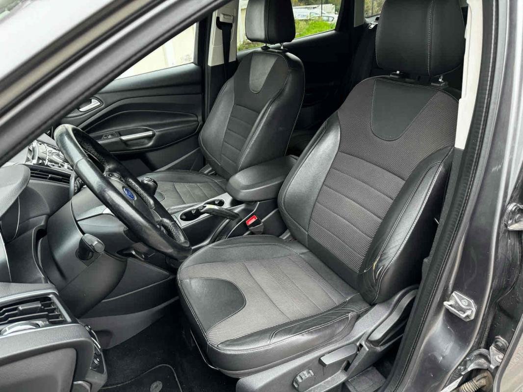 Ford Kuga - Photo 9