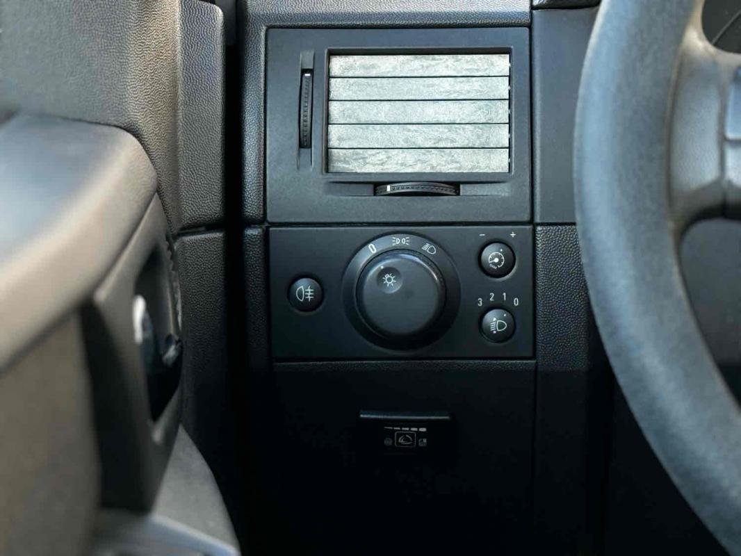 Opel Meriva - Photo 15