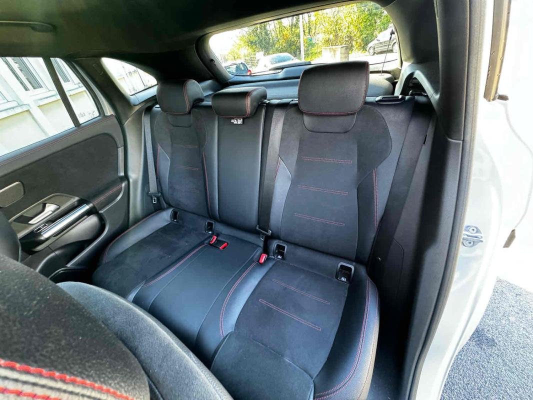 Mercedes Gla - Photo 12