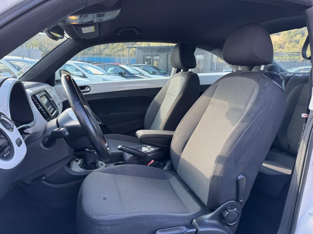 Volkswagen New Beetle - Photo 3