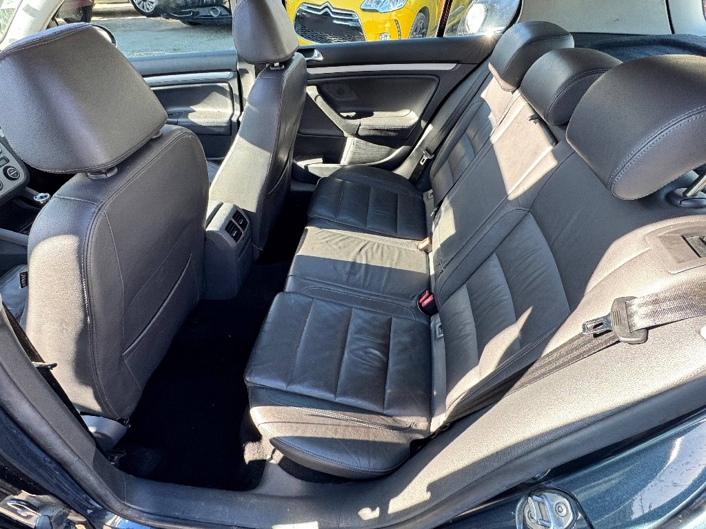 Volkswagen Golf - Photo 7