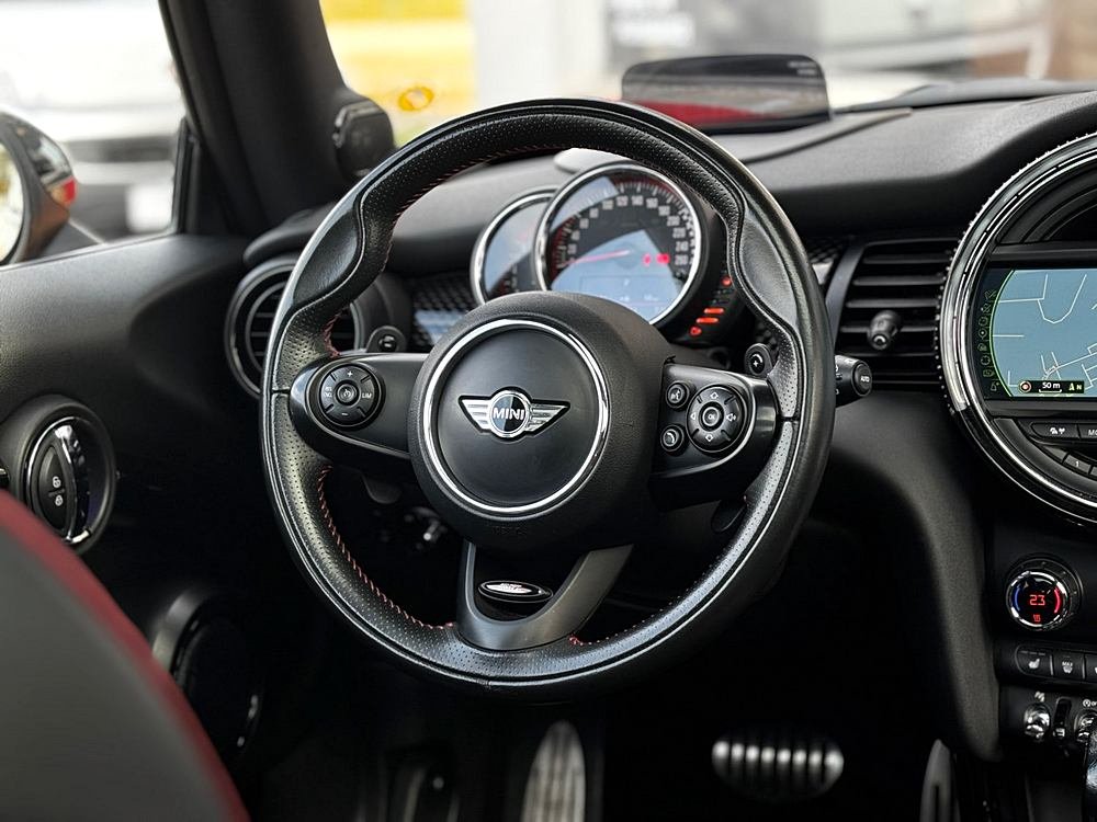 Mini Cooper - Photo 16