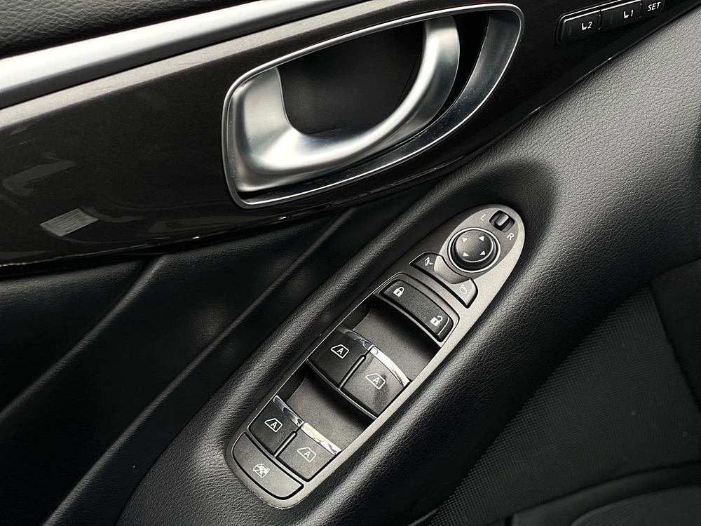 Infiniti Q50 - Photo 16