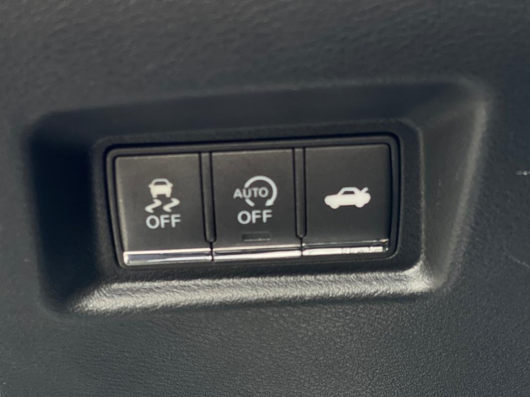 Infiniti Q50 - Photo 17